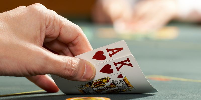 Luật chơi bài Poker Typhu88 chi tiết cho anh em 